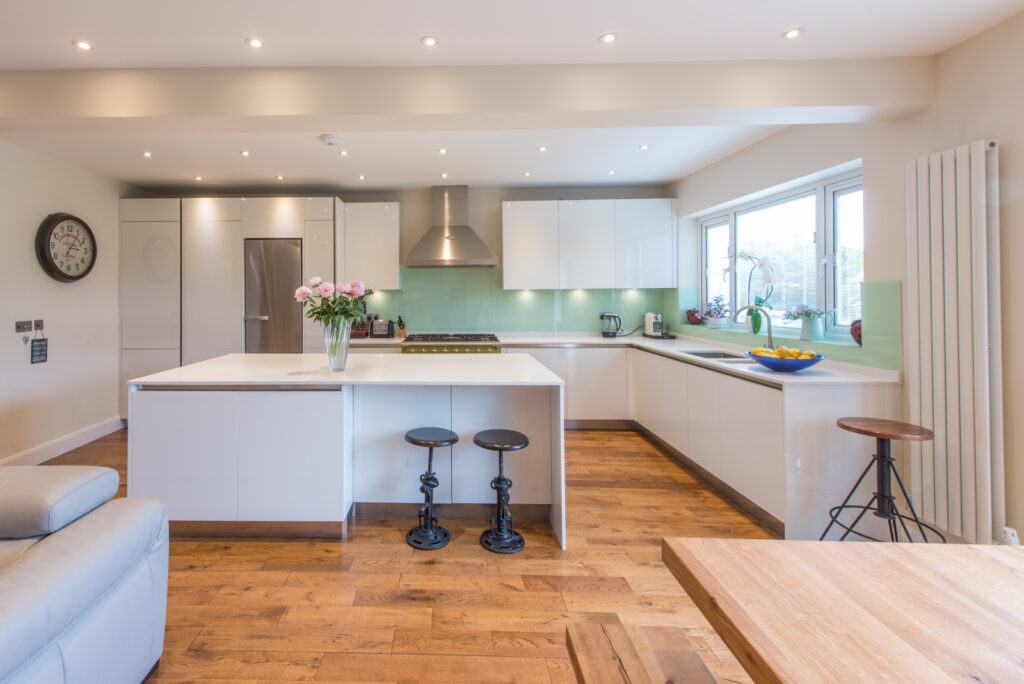 Z Shaw - North Finchley