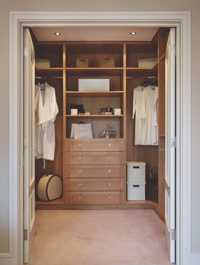 Walk In Wardrobes